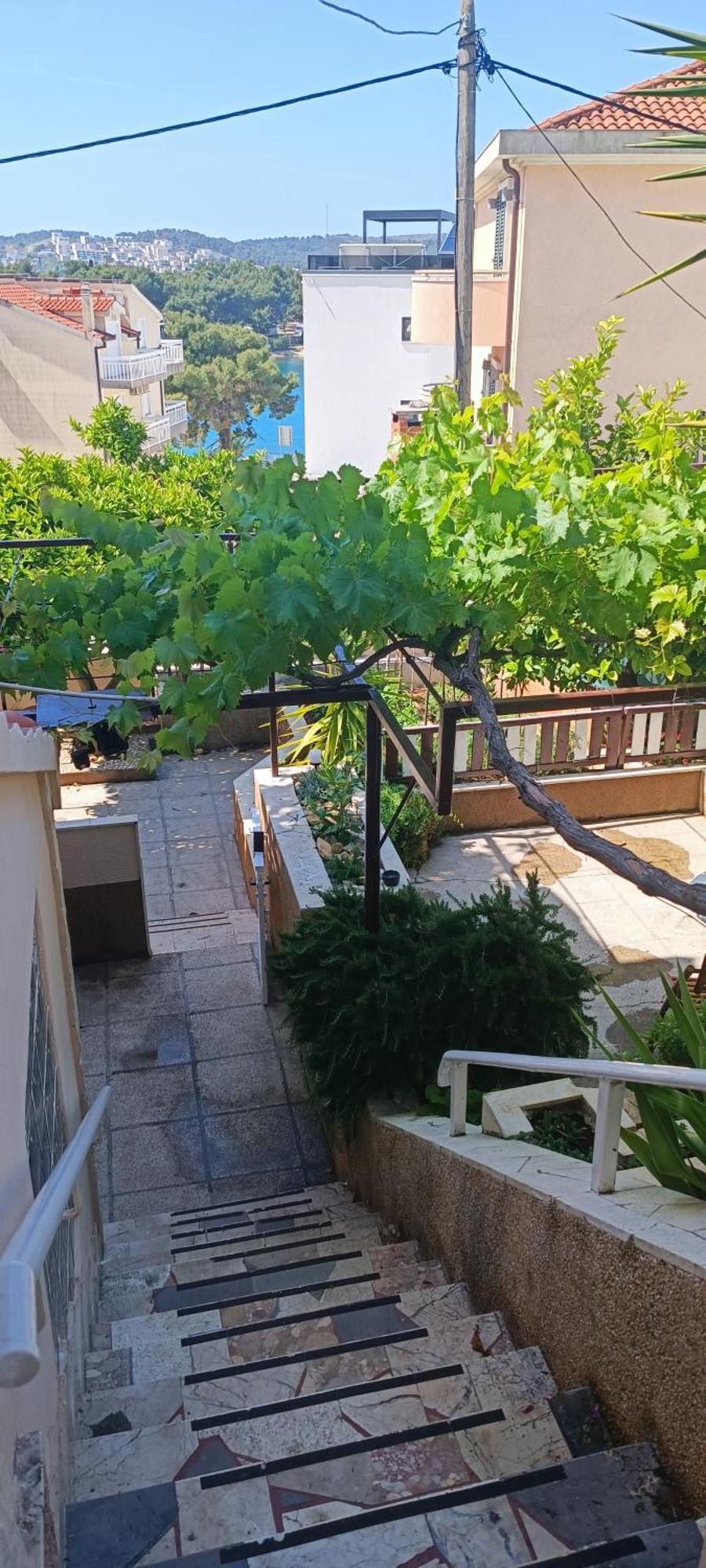 Studio Apartments Fabjanac Trogir Exteriör bild