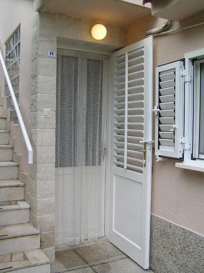 Studio Apartments Fabjanac Trogir Exteriör bild
